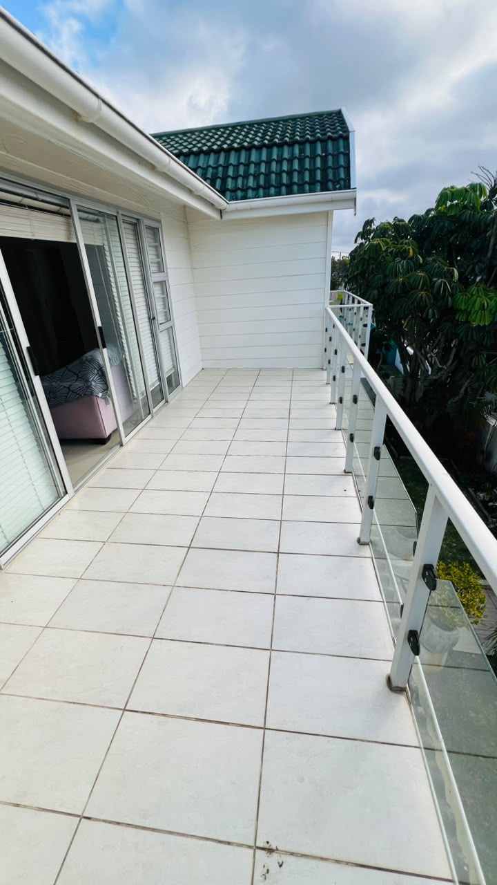 5 Bedroom Property for Sale in Greenfields Eastern Cape
